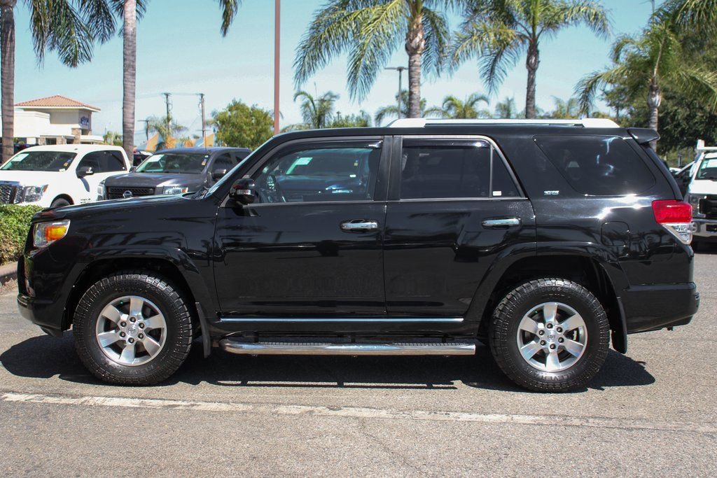 Used 2013 Toyota 4Runner SR5 w/ Convenience Pkg image 5