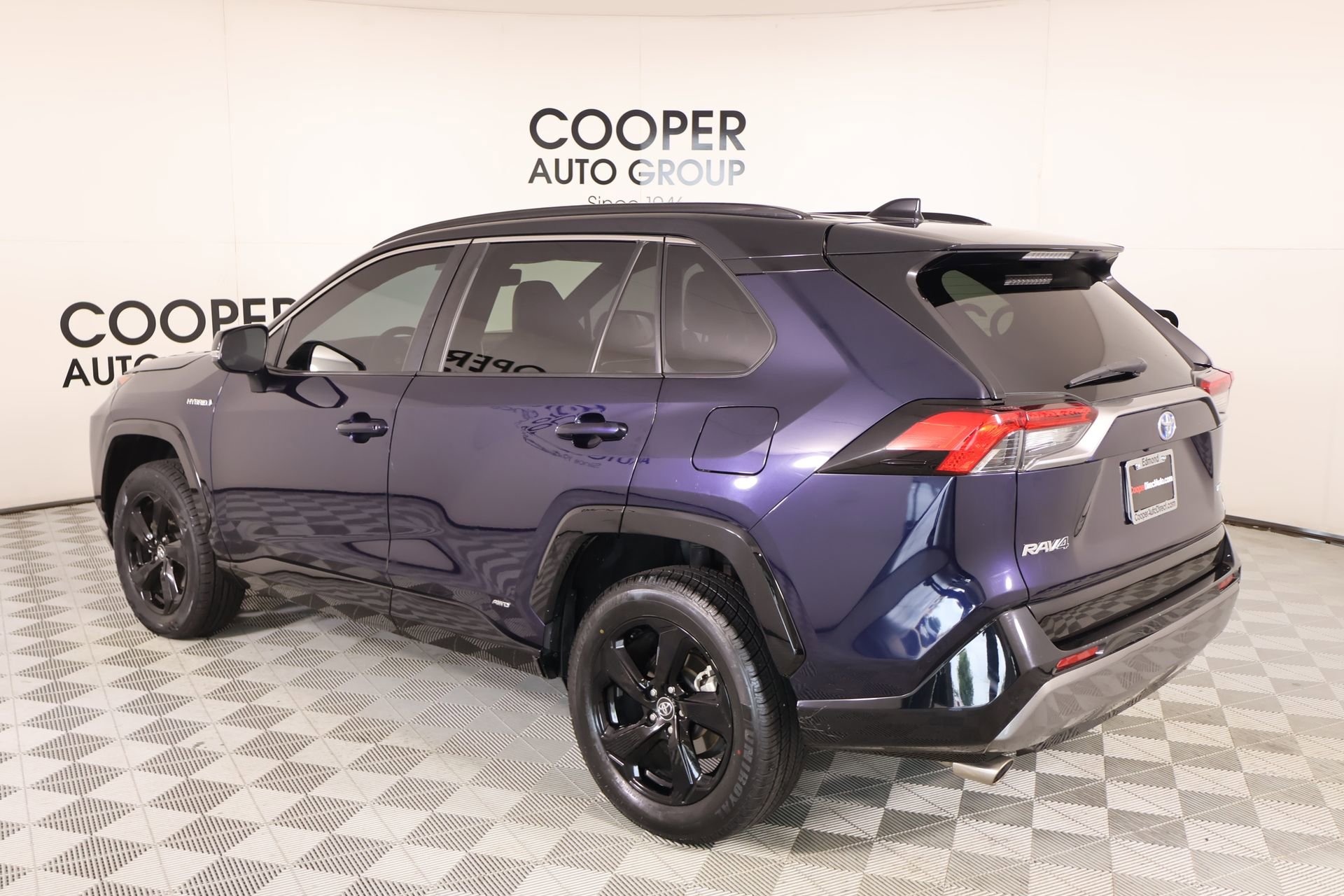 Used 2020 Toyota RAV4 XSE image 23
