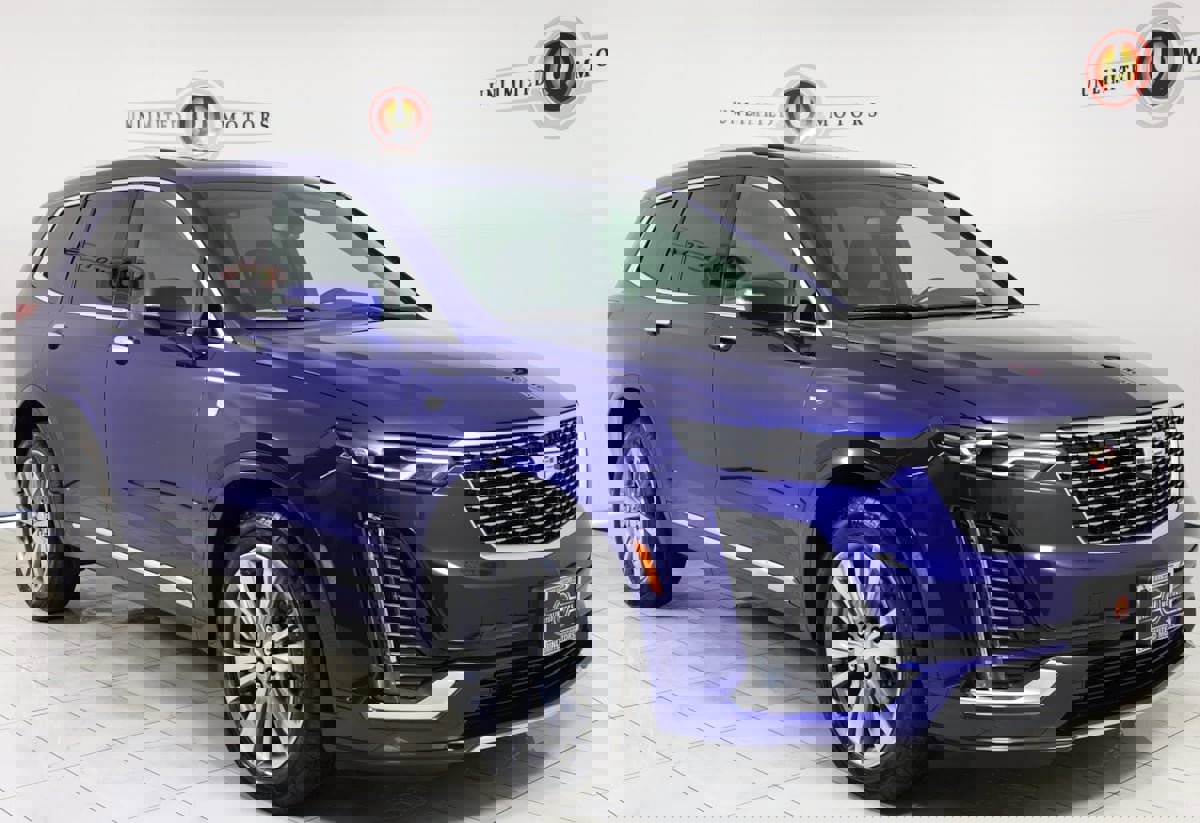 Used 2025 Cadillac XT6 Premium Luxury image 39