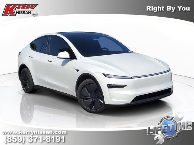 Used 2026 Tesla Model Y AWD image 1