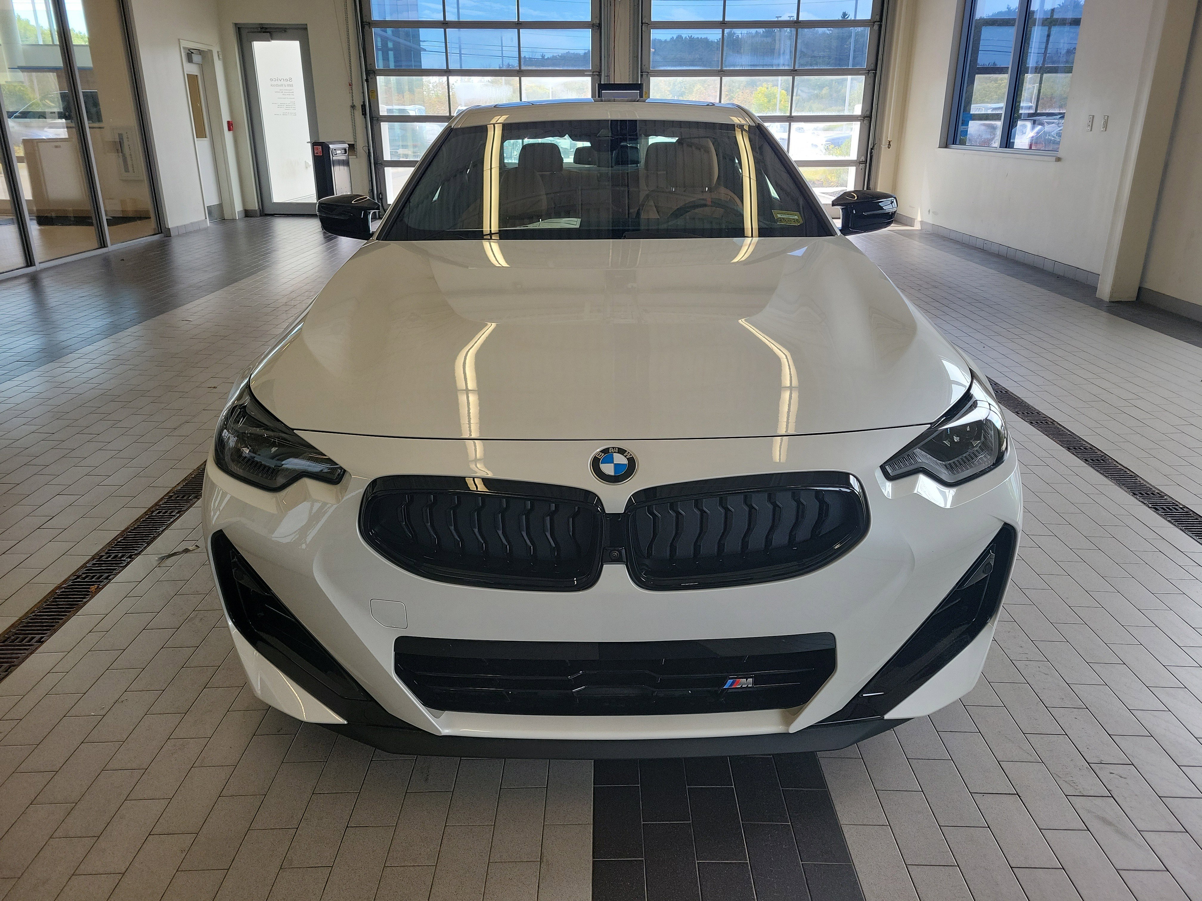 Used 2025 BMW M240i xDrive Coupe w/ Premium Package image 2