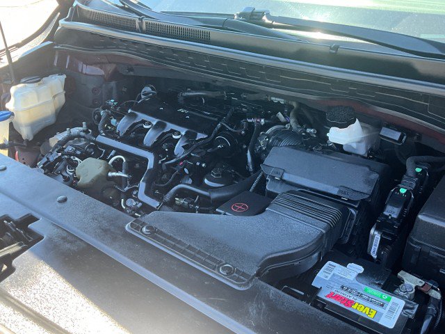 Used 2016 Kia Sedona SX FWD image 10