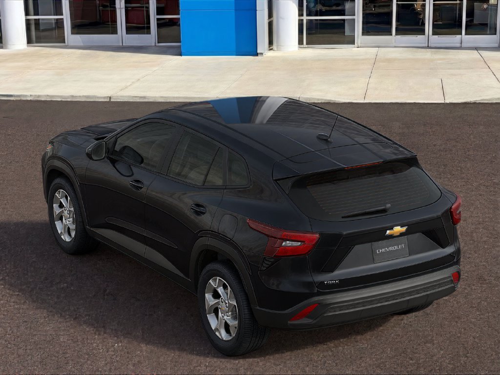 New 2026 Chevrolet Trax LS w/ LS Convenience Package FWD image 2