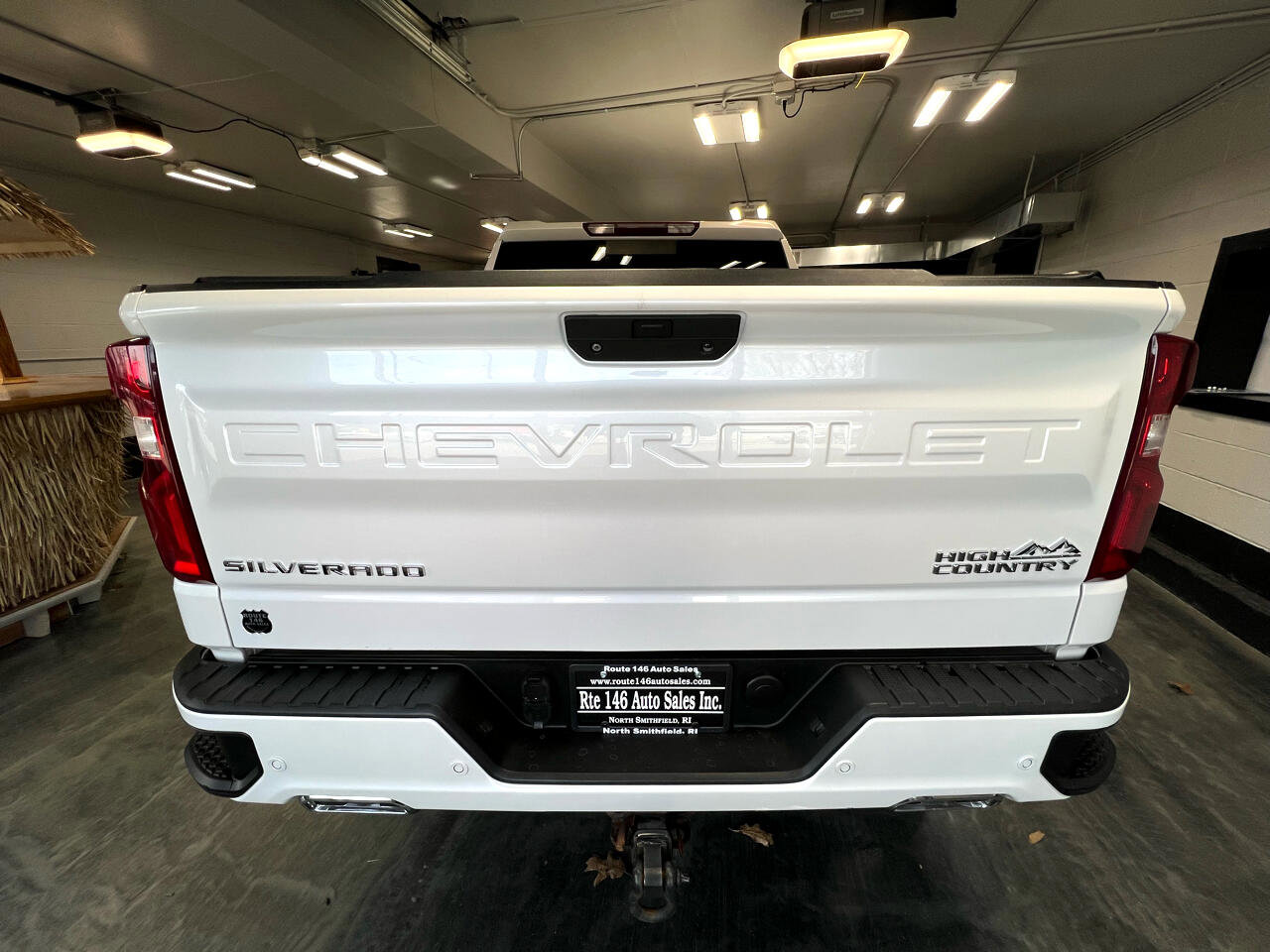Used 2019 Chevrolet Silverado 1500 High Country image 13