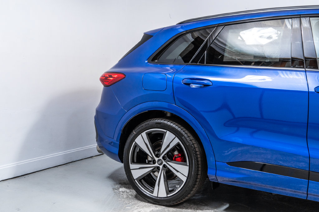New 2026 Audi SQ5 Premium Plus AWD/4WD image 11