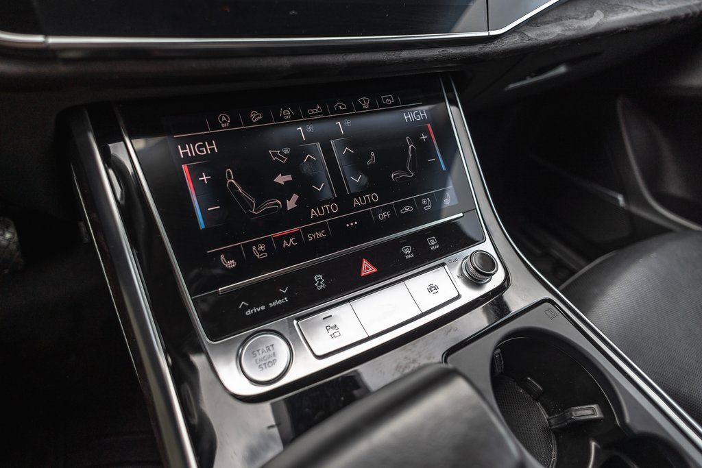 Used 2019 Audi Q8 Prestige w/ Adaptive Chassis Package image 16