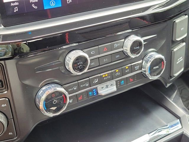 Used 2026 Ford F250 Lariat w/ Black Appearance Package AWD/4WD image 34