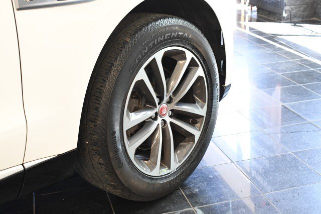 Used 2022 Jaguar F-PACE S AWD/4WD image 41