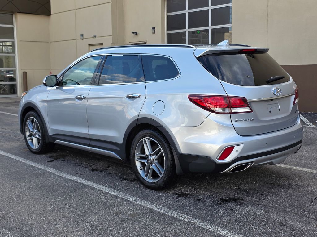 Used 2018 Hyundai Santa Fe Limited image 3