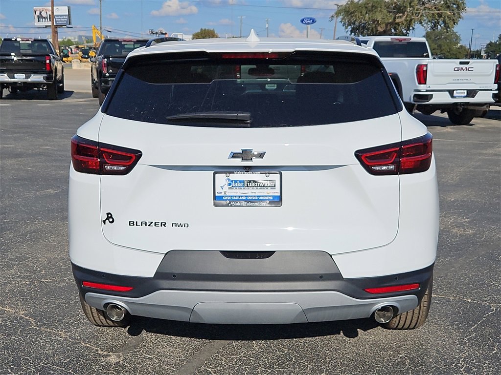 New 2025 Chevrolet Blazer LT w/ Convenience Package image 5