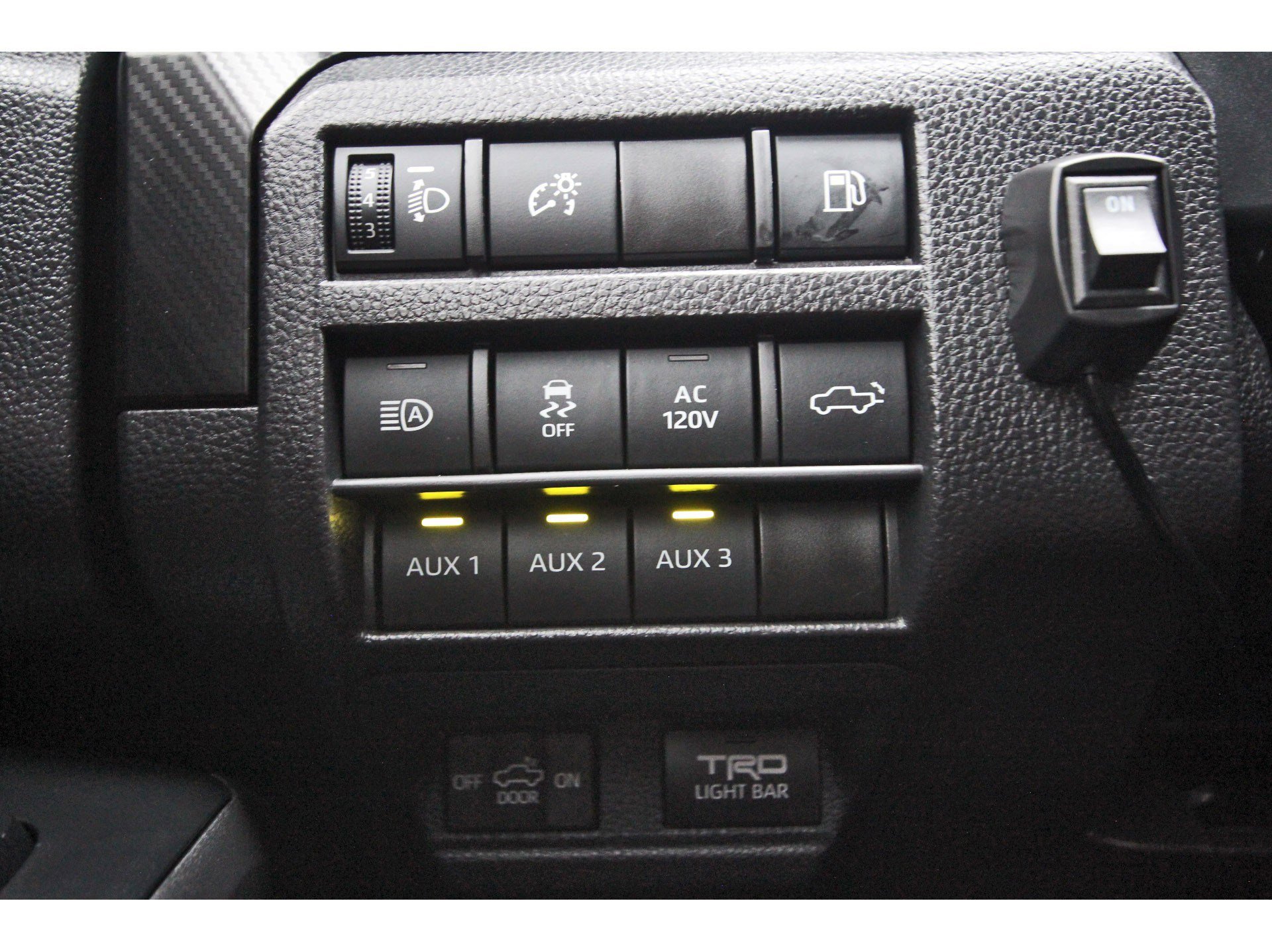 Used 2024 Toyota Tacoma TRD Pro AWD/4WD image 21