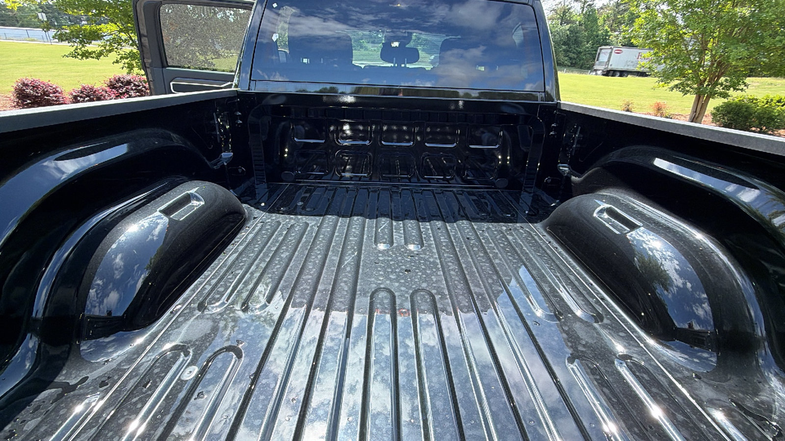 New 2026 RAM 2500 Big Horn AWD/4WD image 13
