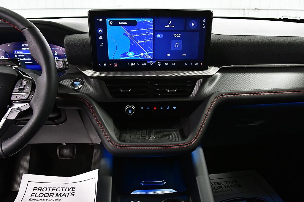 Used 2025 Ford Explorer ST-Line w/ Premium Package image 25