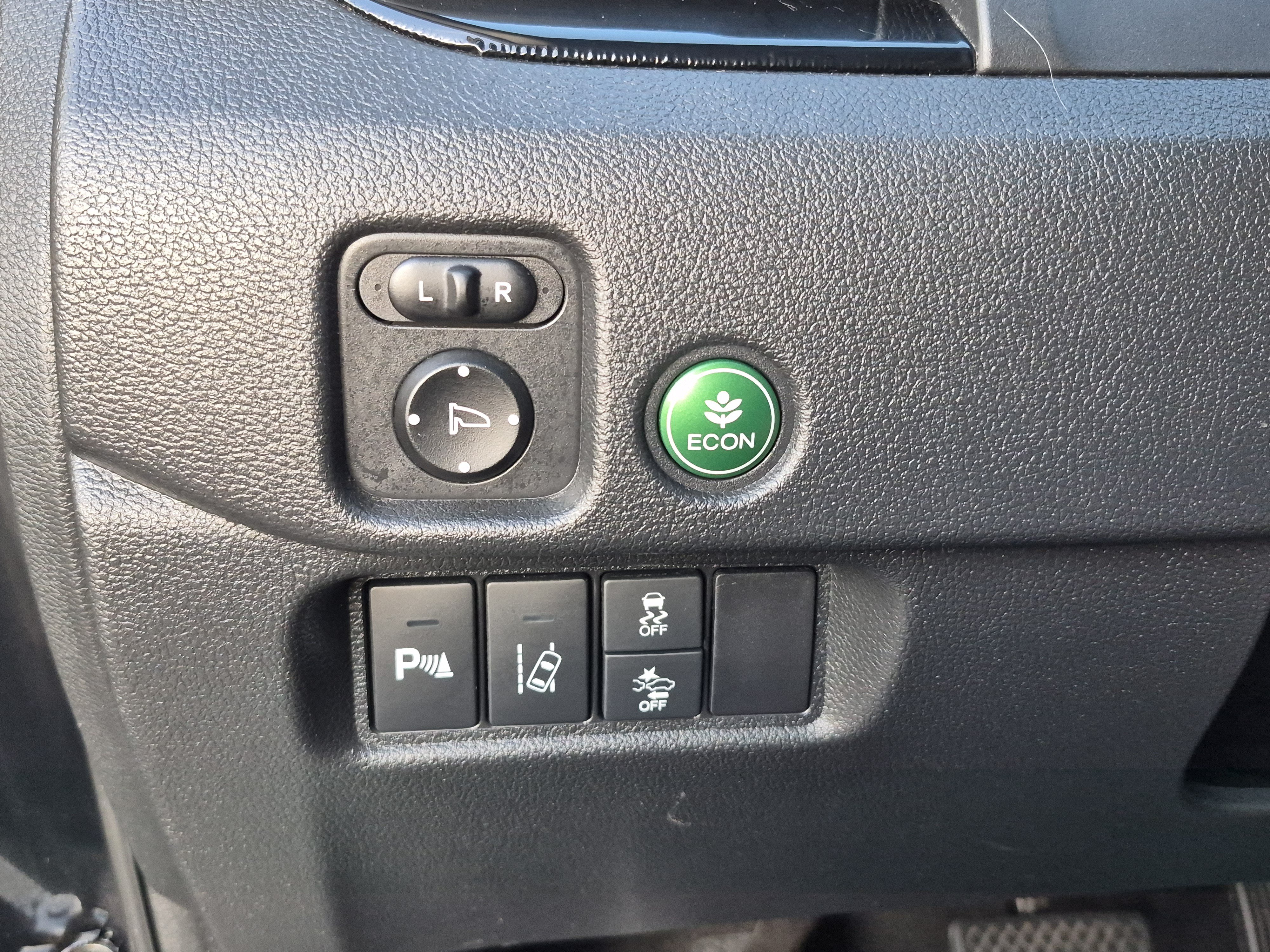 Used 2017 Honda Pilot Touring image 34