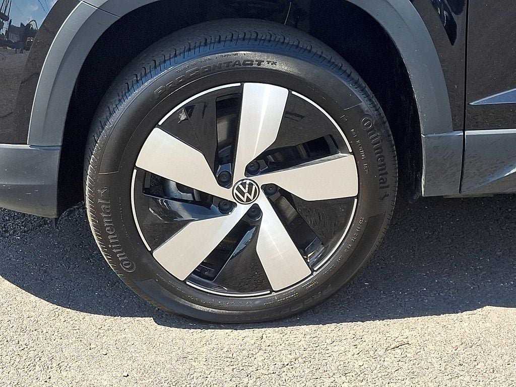 Certified 2023 Volkswagen Taos S w/ IQ Drive S Package AWD/4WD image 8