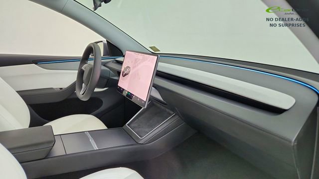 Used 2026 Tesla Model Y Long Range image 19