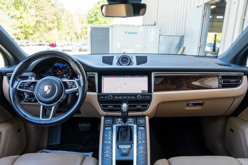 Used 2020 Porsche Macan image 17