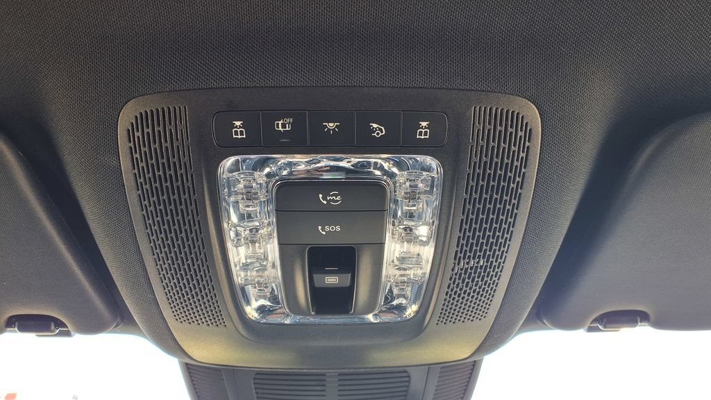 Used 2024 Mercedes-Benz GLE 350 4MATIC image 17