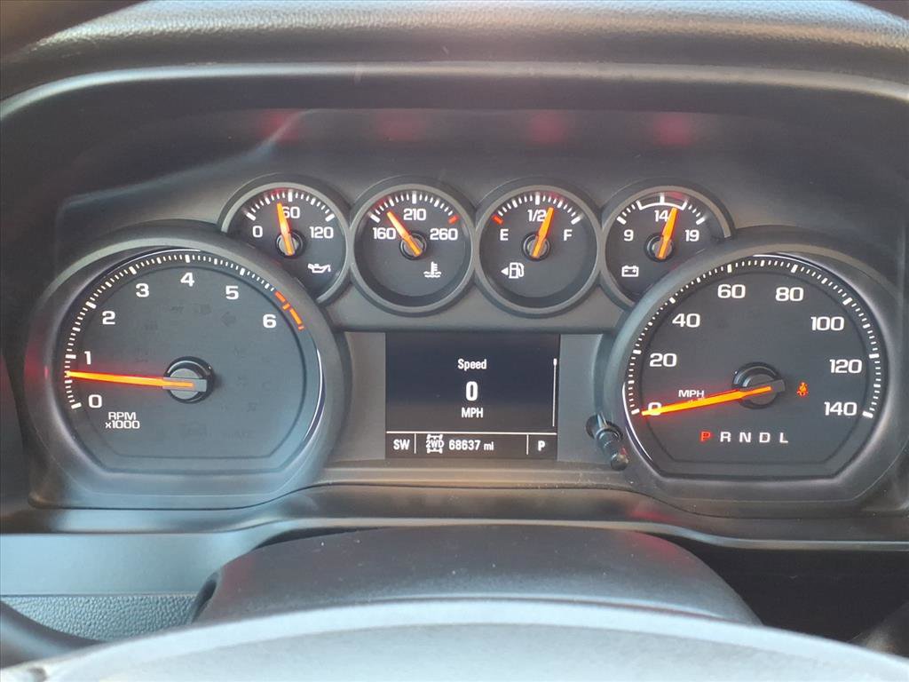 Used 2022 Chevrolet Silverado 2500 Custom w/ Custom Value Package image 14