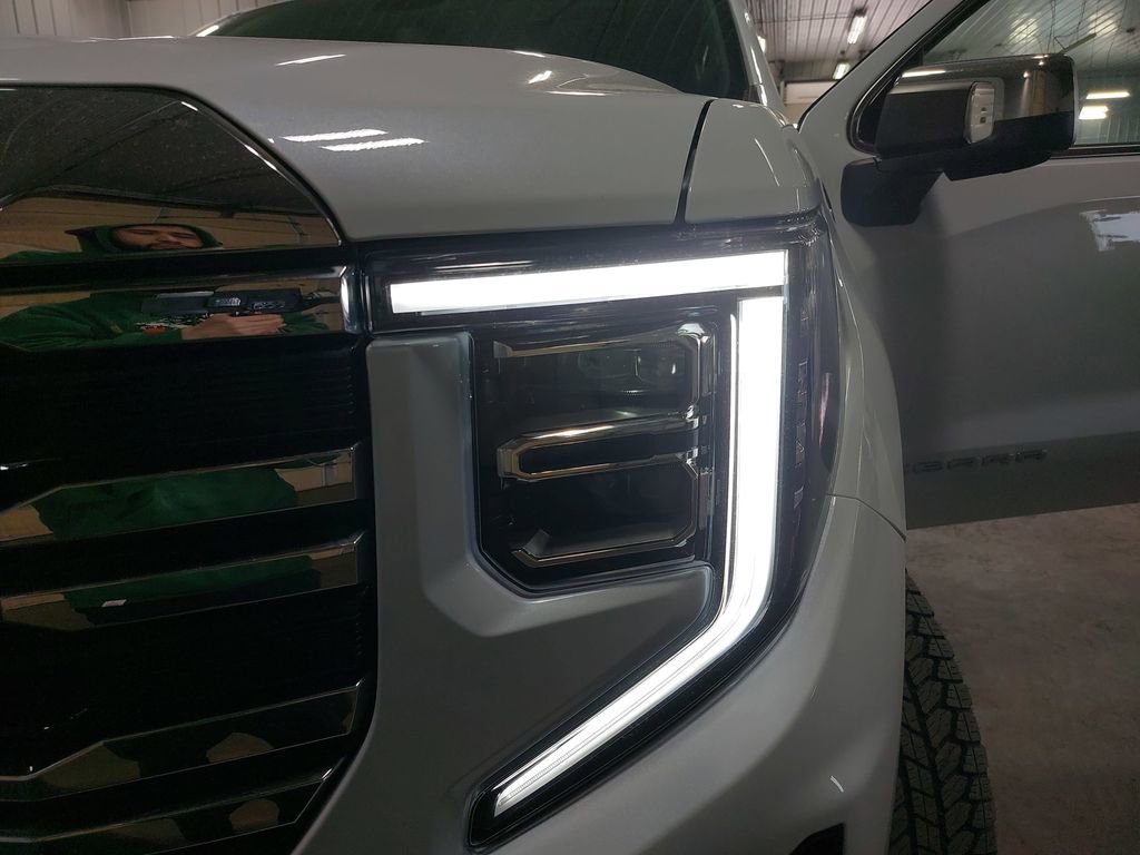 New 2026 GMC Sierra 1500 SLT w/ SLT Premium Plus Package AWD/4WD image 31