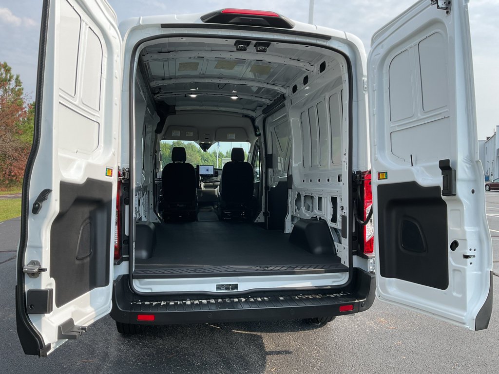 New 2027 Ford Transit 250 148 Medium Roof RWD image 12
