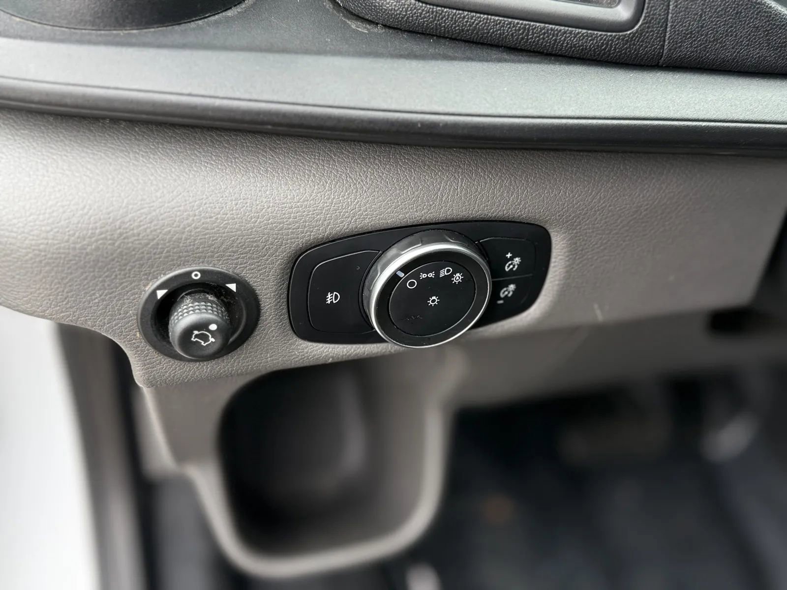 Used 2020 Ford Transit 250 Low Roof w/ Exterior Upgrade Package image 29