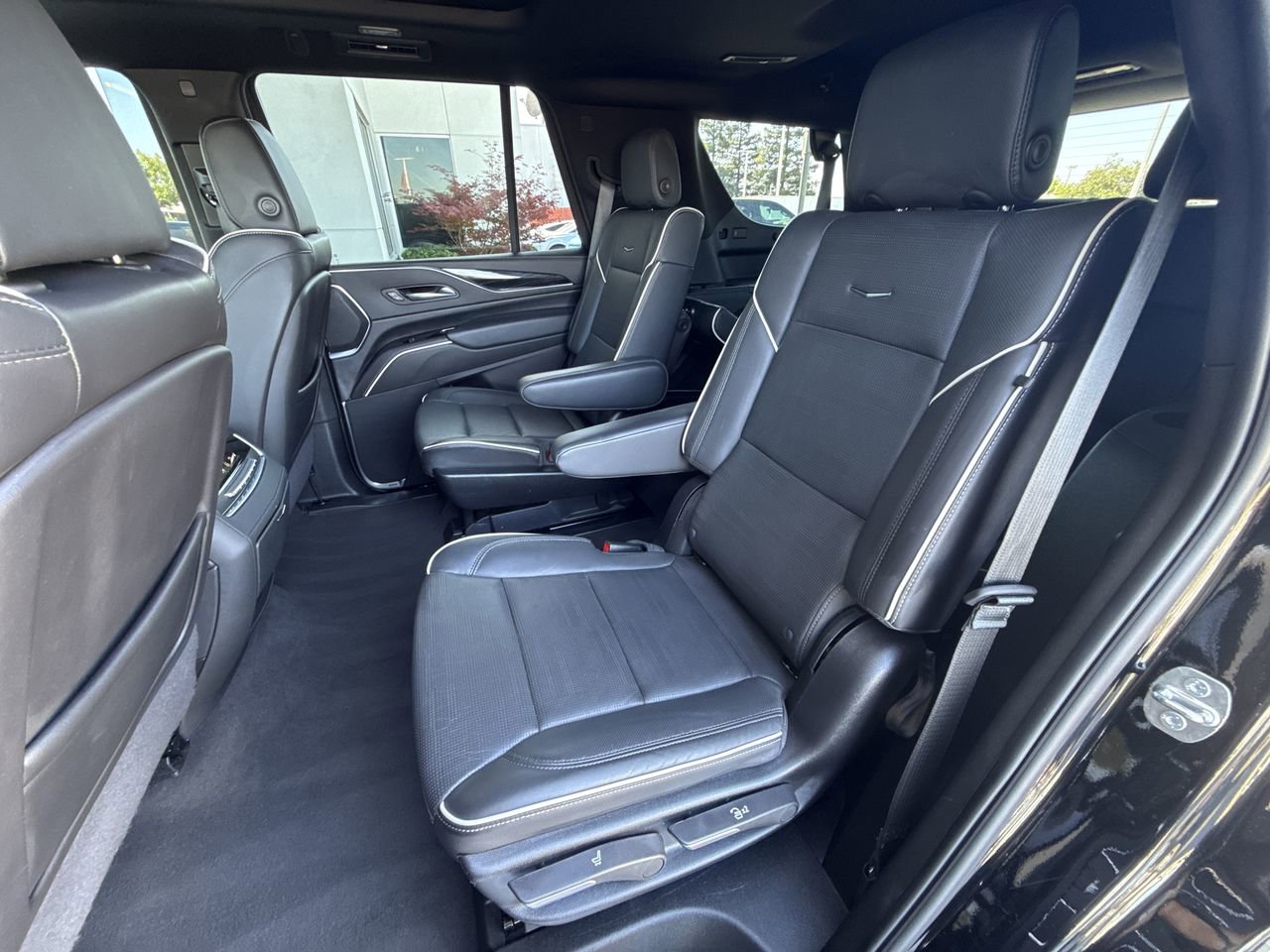 Used 2024 Cadillac Escalade Sport AWD/4WD image 25