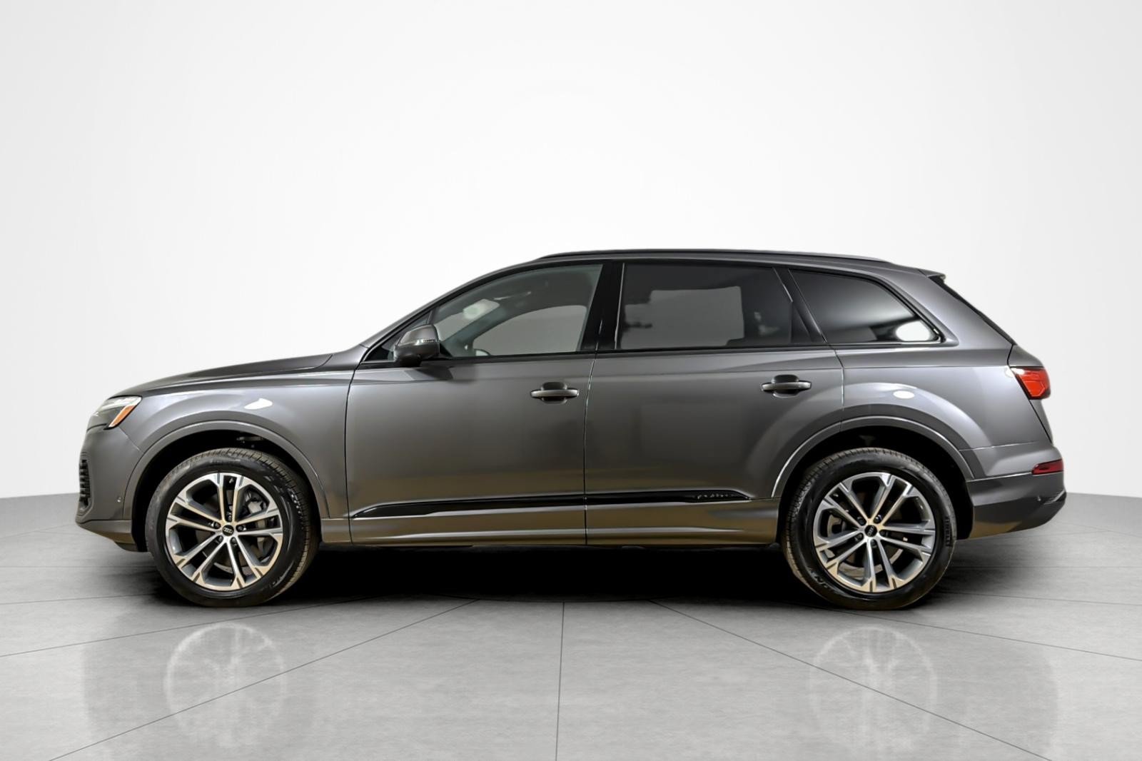 New 2026 Audi Q7 2.0T Premium AWD/4WD image 3