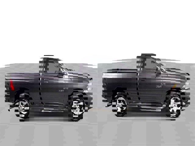 Used 2018 RAM 1500 Express image 9