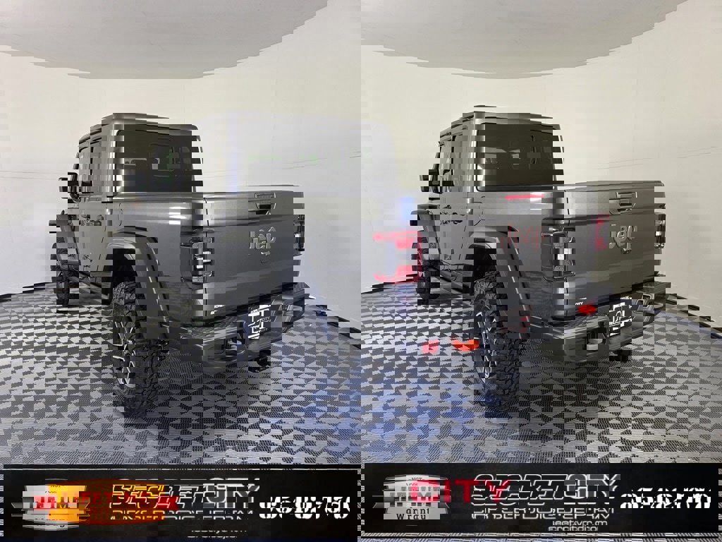 New 2025 Jeep Gladiator Mojave image 5