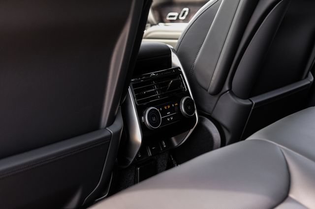 New 2026 Land Rover Range Rover SE AWD/4WD image 45