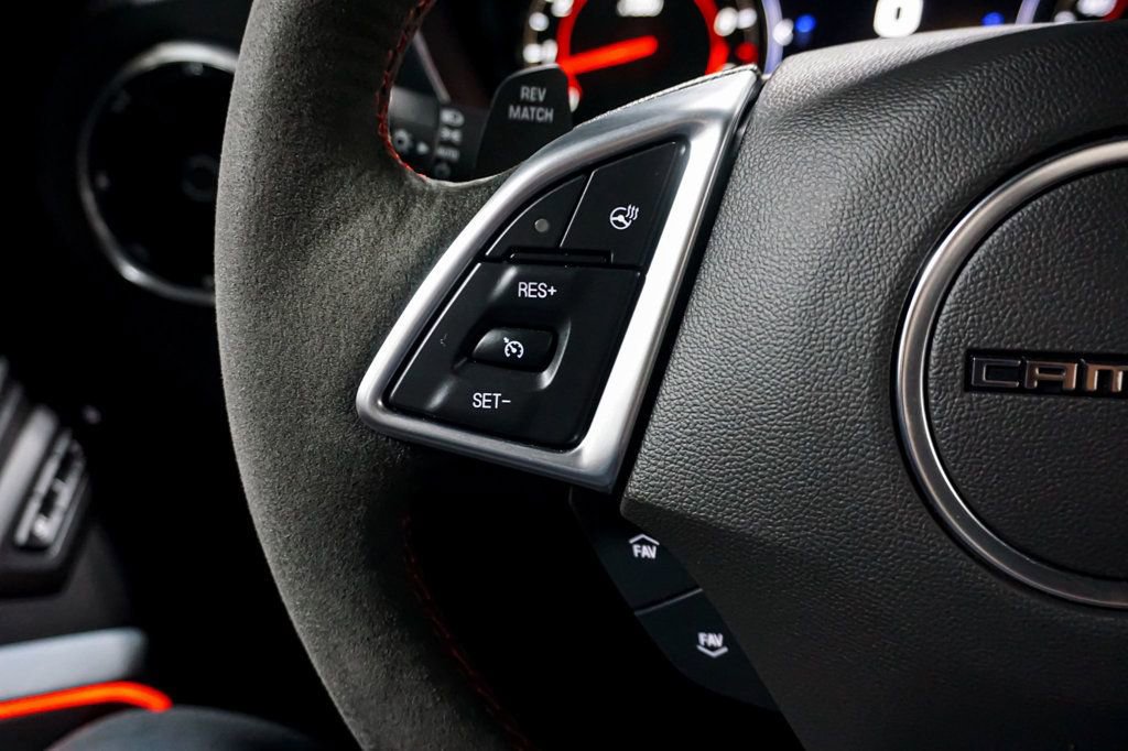 Used 2020 Chevrolet Camaro ZL1 image 57
