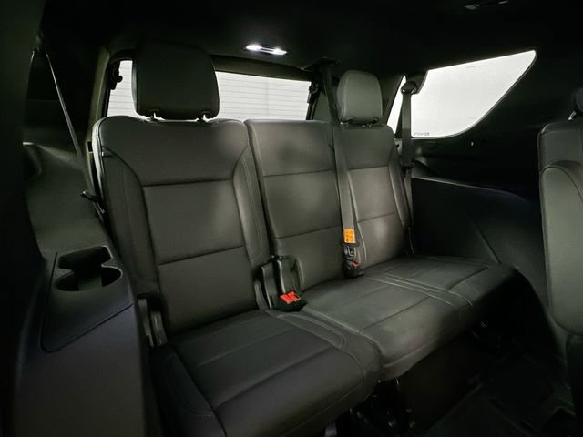 Used 2023 Chevrolet Tahoe Z71 w/ Luxury Package AWD/4WD image 28