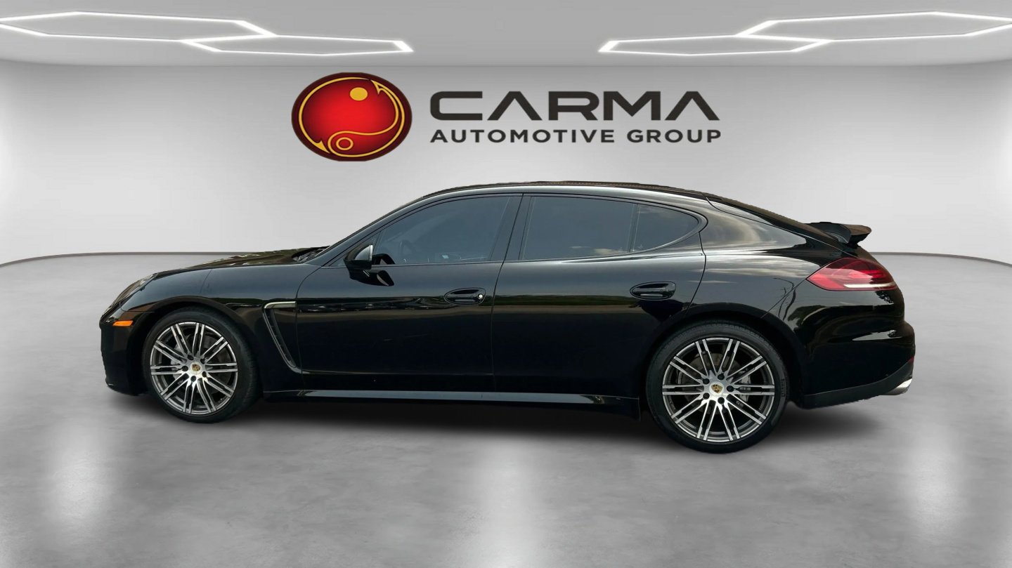 Used 2015 Porsche Panamera 4S image 2