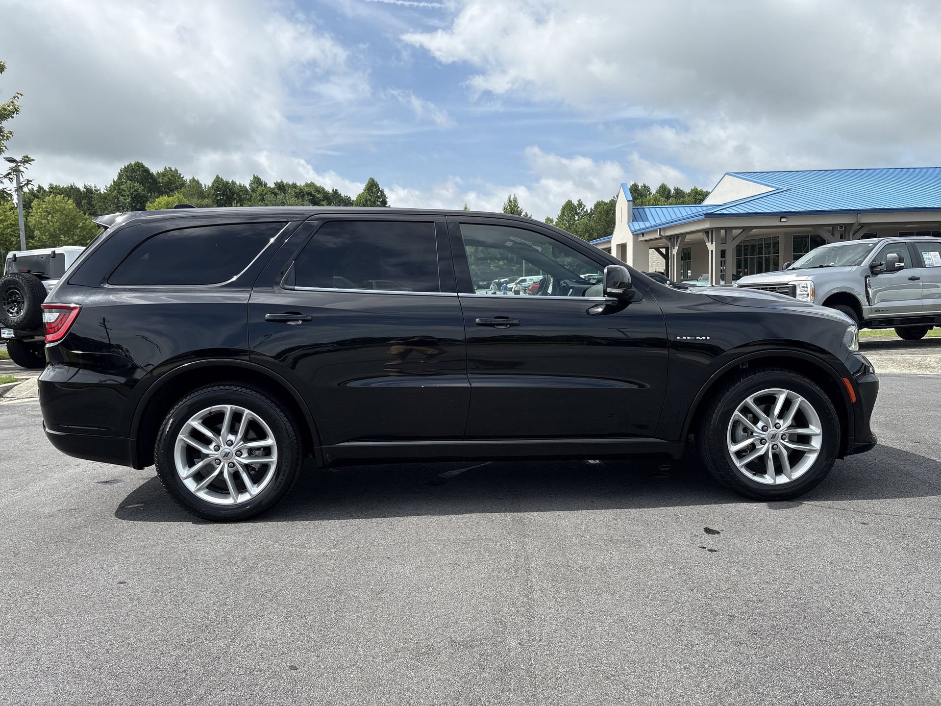 Used 2022 Dodge Durango R/T RWD image 42