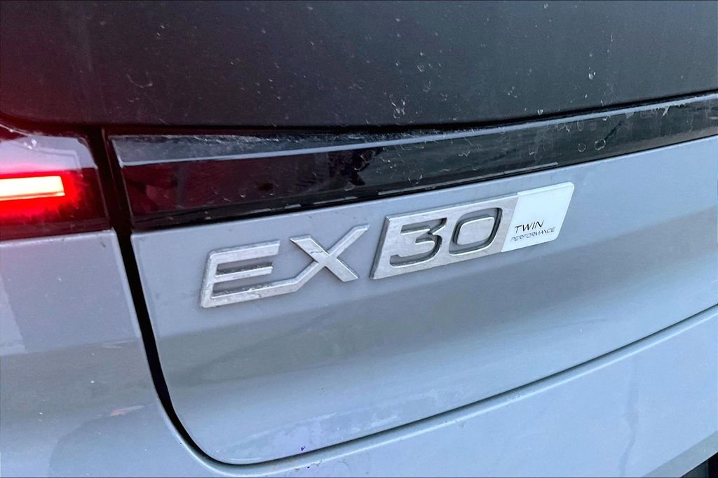 New 2026 Volvo EX30 Cross Country Ultra w/ Protection Package Premier image 9
