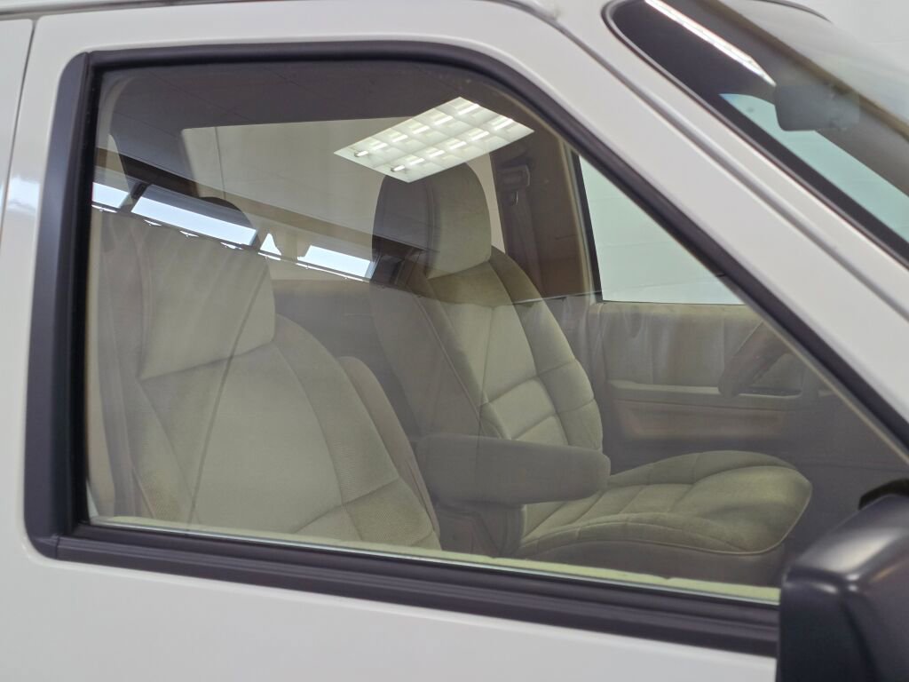 Used 1990 Dodge Grand Caravan LE image 33