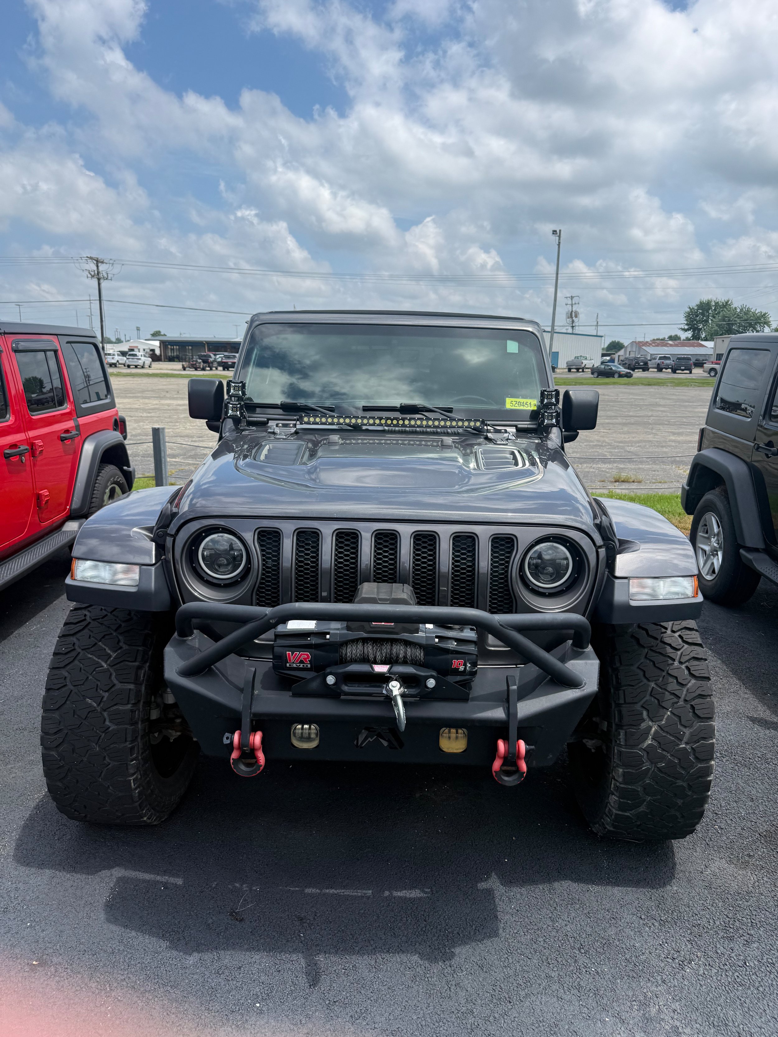 Used 2021 Jeep Wrangler Unlimited Rubicon AWD/4WD image 2