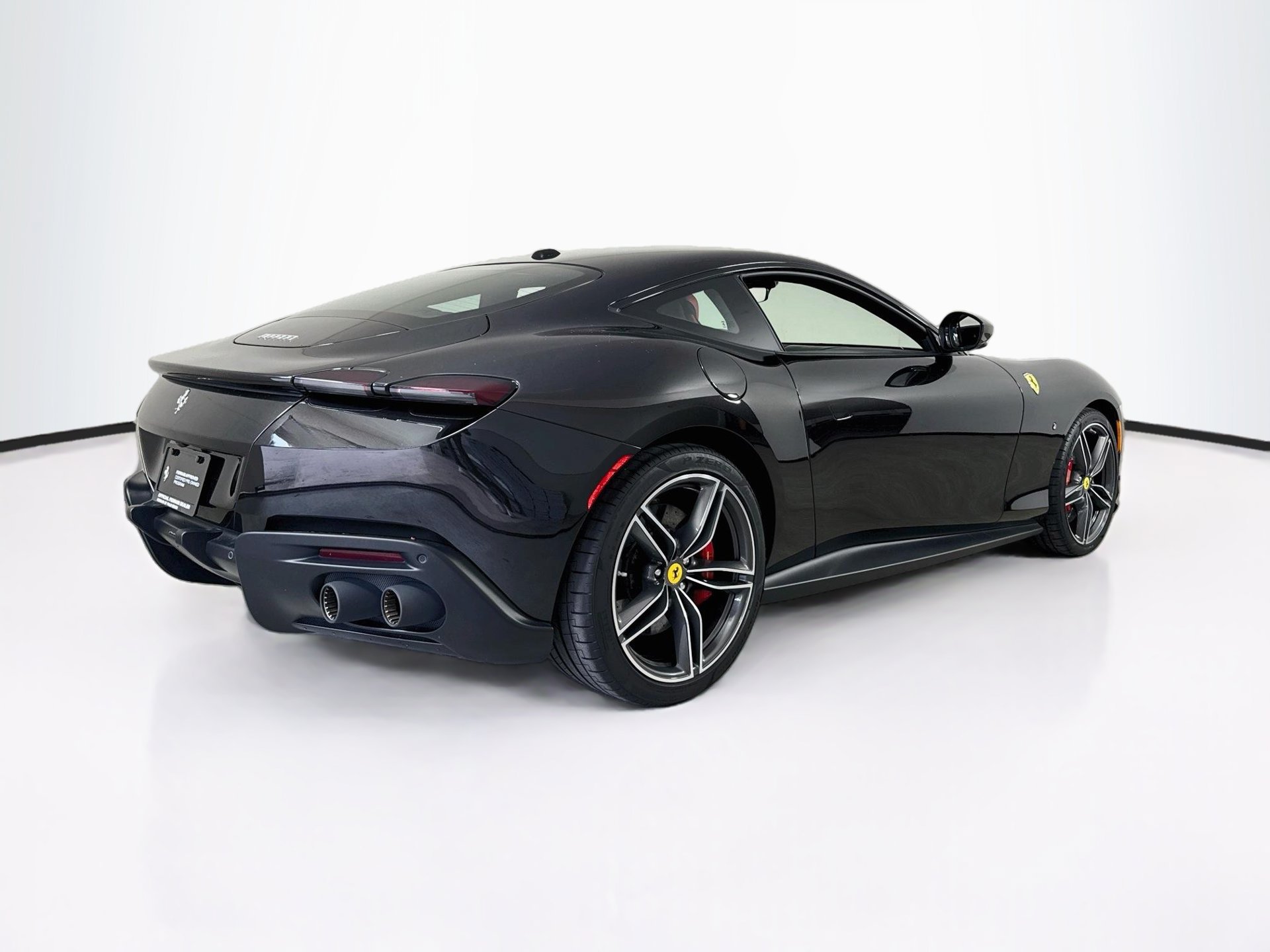 Certified 2022 Ferrari Roma RWD image 7