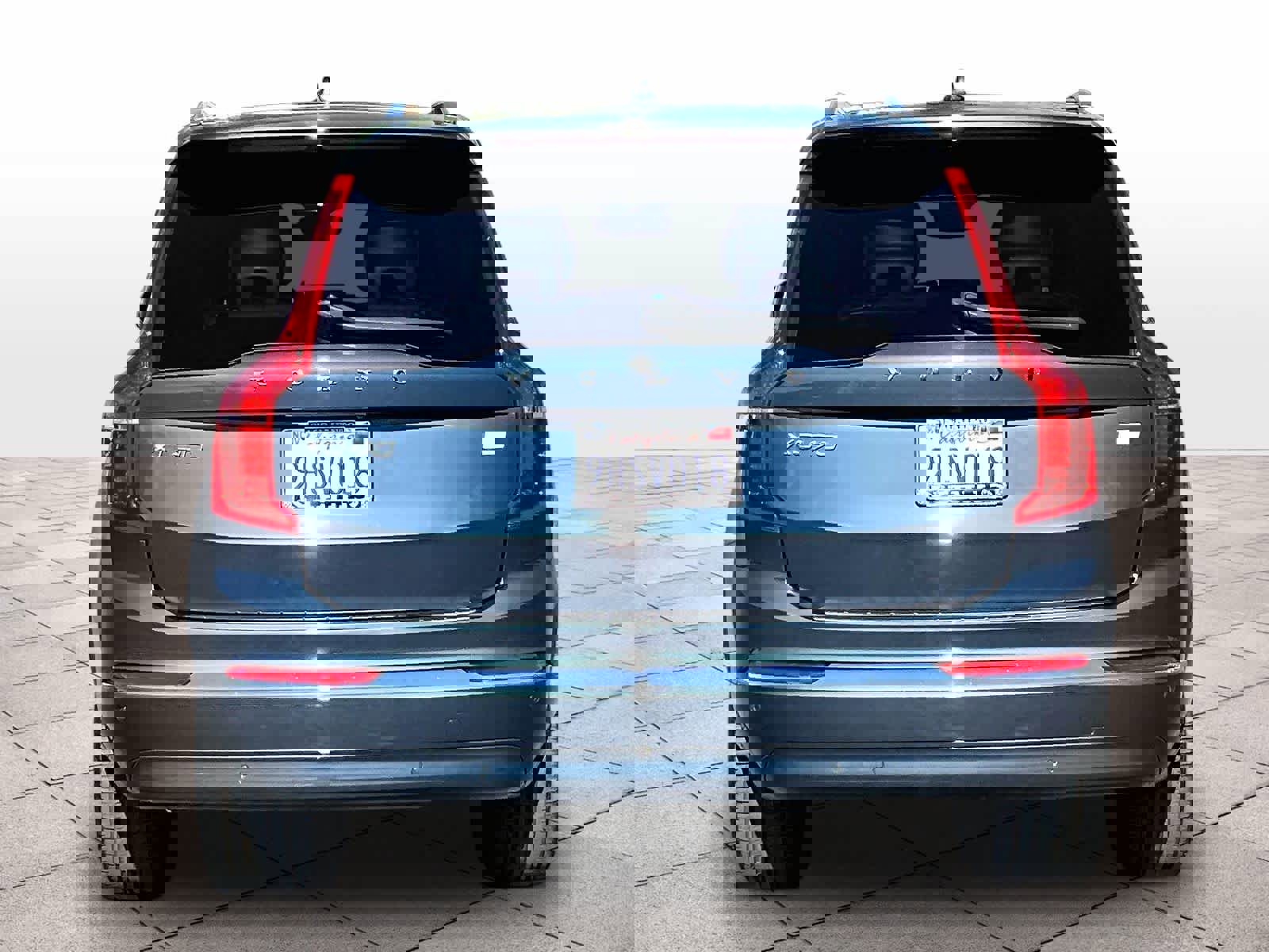 Used 2024 Volvo XC90 T8 Ultimate w/ Protection Package Premier image 7