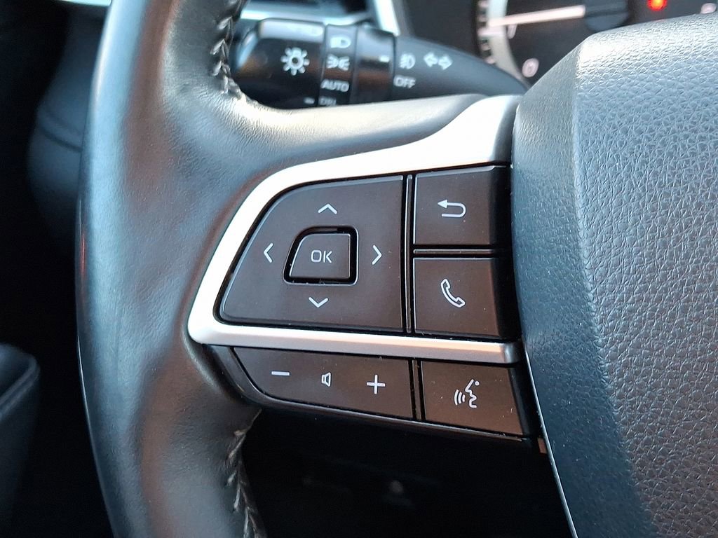 Used 2023 Toyota Highlander XSE image 9