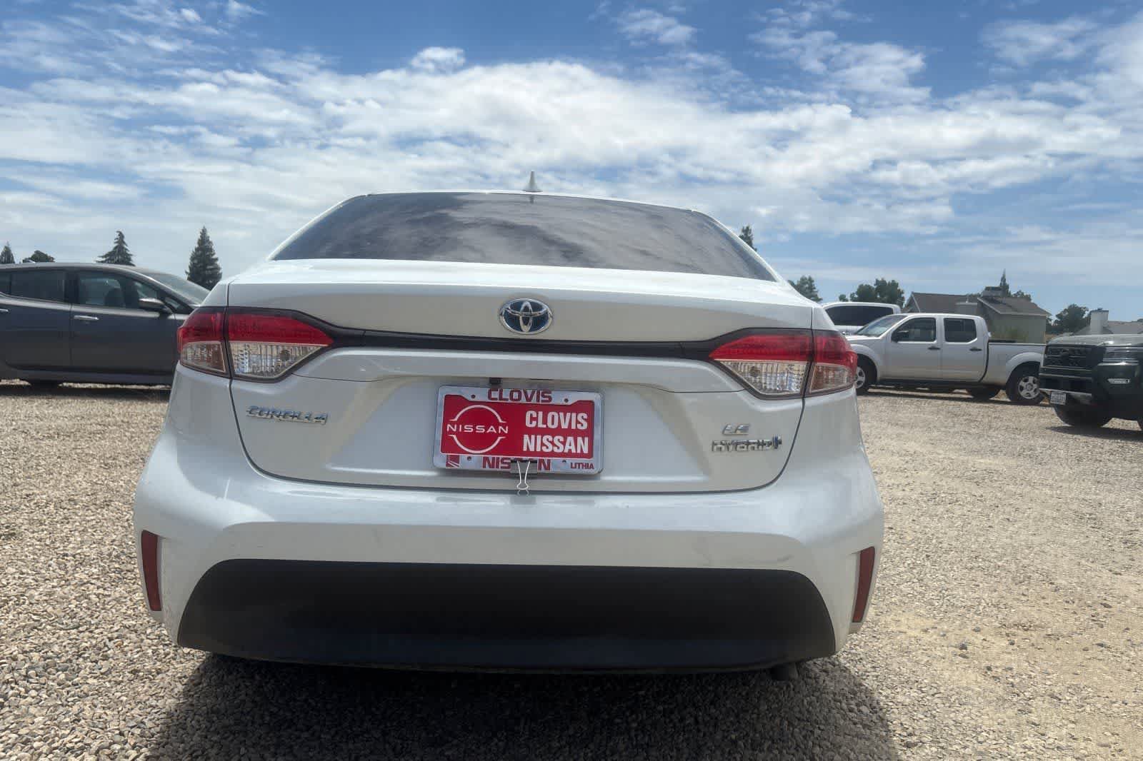Used 2023 Toyota Corolla LE w/ LE Convenience Package FWD image 8
