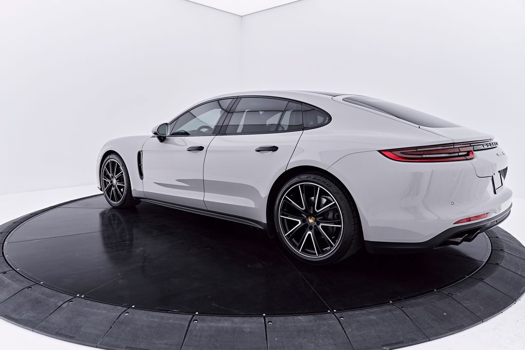 Used 2018 Porsche Panamera 4S AWD/4WD image 11