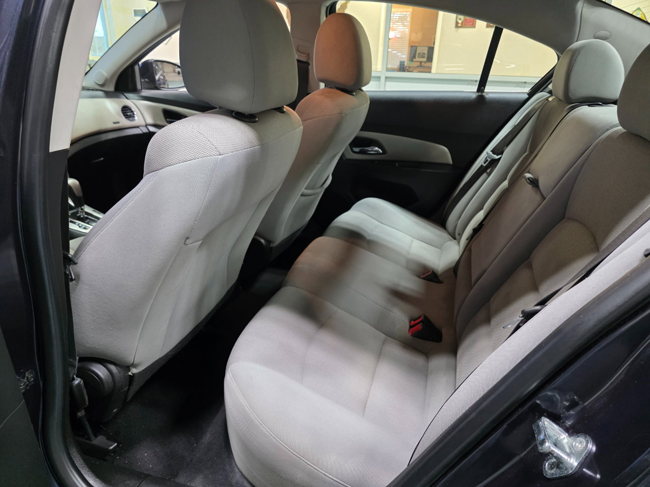 Used 2016 Chevrolet Cruze LT w/ Technology Package image 19