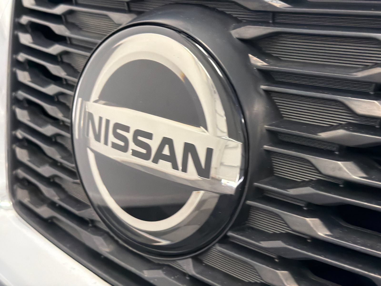 Used 2020 Nissan Rogue S w/ Special Edition Package AWD/4WD image 12