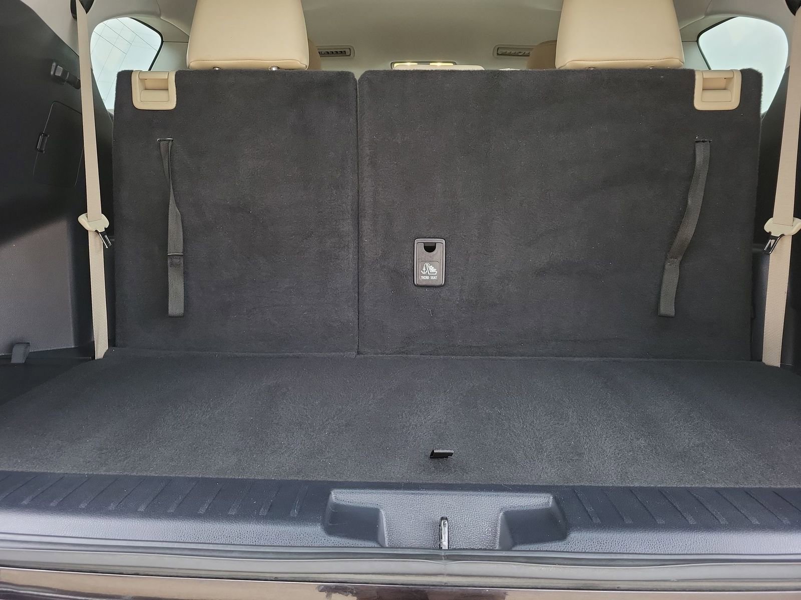 Used 2022 Toyota Highlander XLE FWD image 26