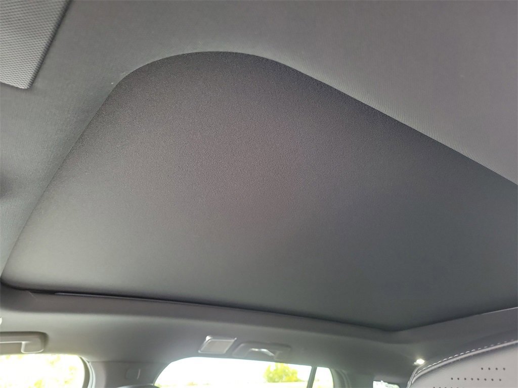 New 2026 Cadillac Vistiq Sport image 16