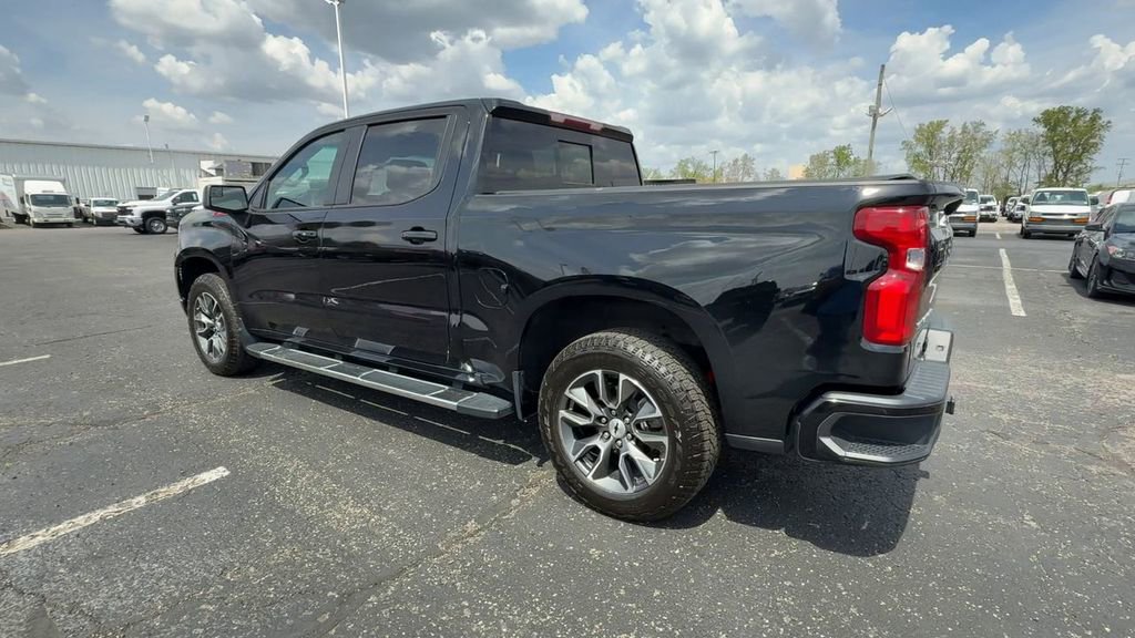 Used 2023 Chevrolet Silverado 1500 RST AWD/4WD image 6