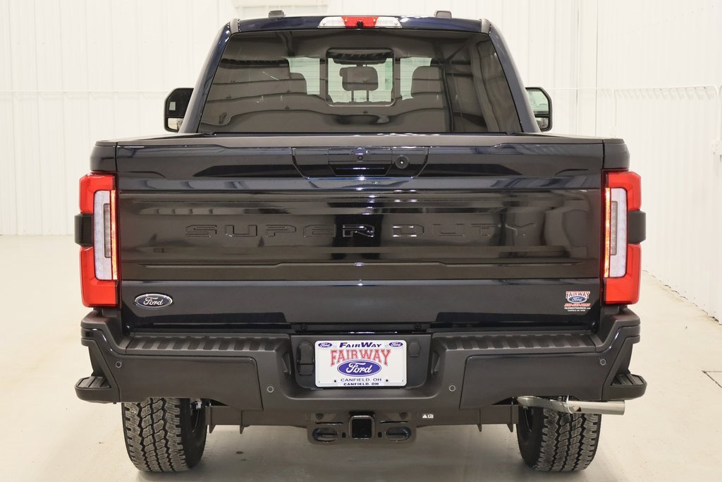 New 2025 Ford F350 Platinum w/ FX4 Off-Road Package image 7