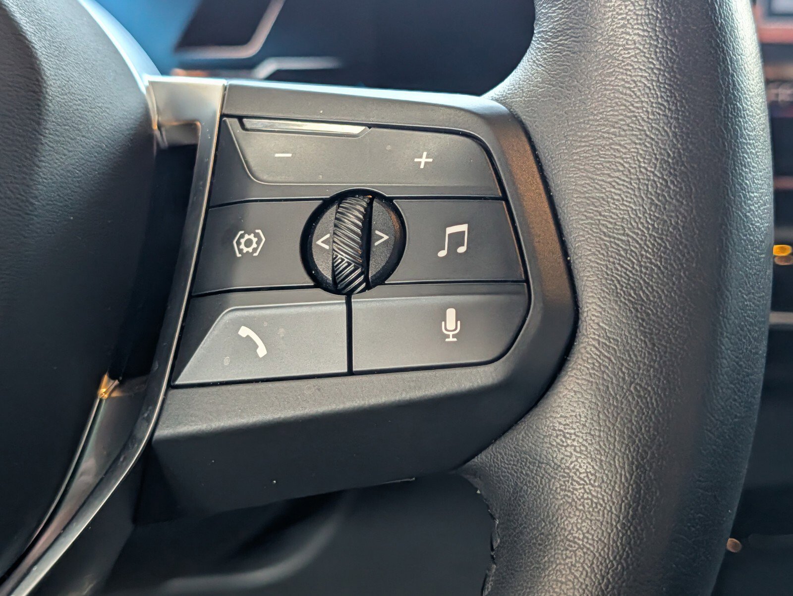 Certified 2024 BMW X1 xDrive28i w/ Premium Package image 22